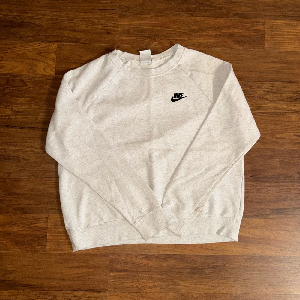Nike Women’s Gray Sweater